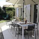 Villa Galejade In A Quiet Location With Garden - On The Heights Of Toulon